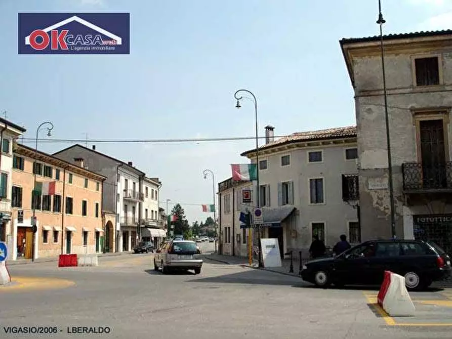 Immagine 14 di Appartamento in vendita  in via Montemezzi a Vigasio