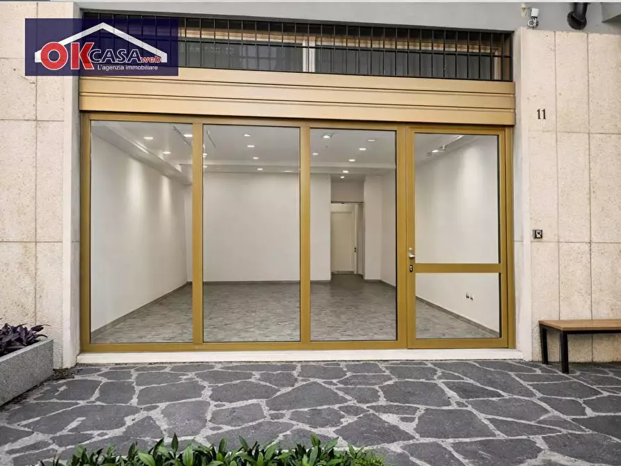 Immagine 1 di Ufficio in affitto  in via Vasco De Gama 11 a Verona