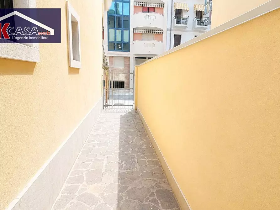 Immagine 2 di Appartamento in vendita  in Via Venezia a Grado