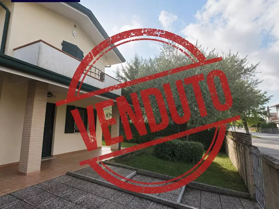 Immagine 1 di Villa in vendita  in Via Marco Polo a San Canzian D'isonzo