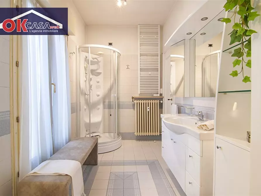 Immagine 21 di Appartamento in vendita  in via san Nicolo' 3 a Verona