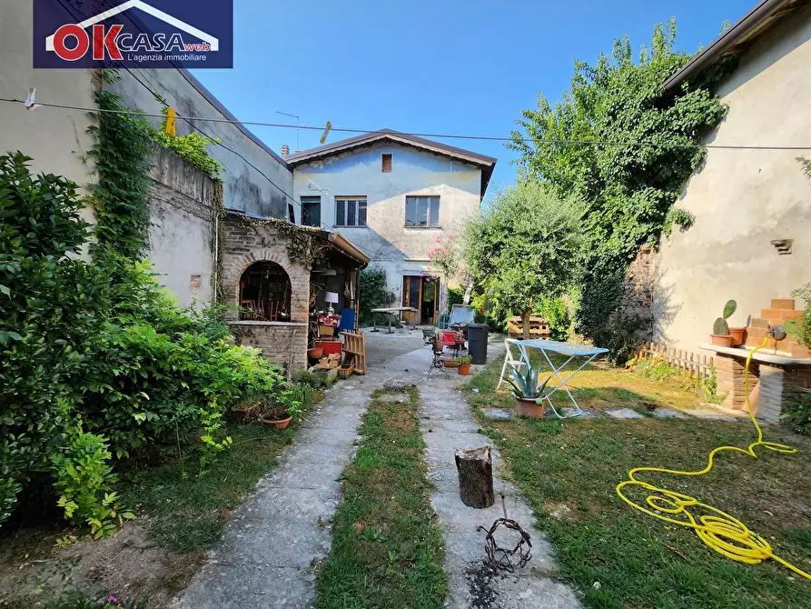 Immagine 1 di Rustico / casale in vendita  in via primo maggio a Zevio