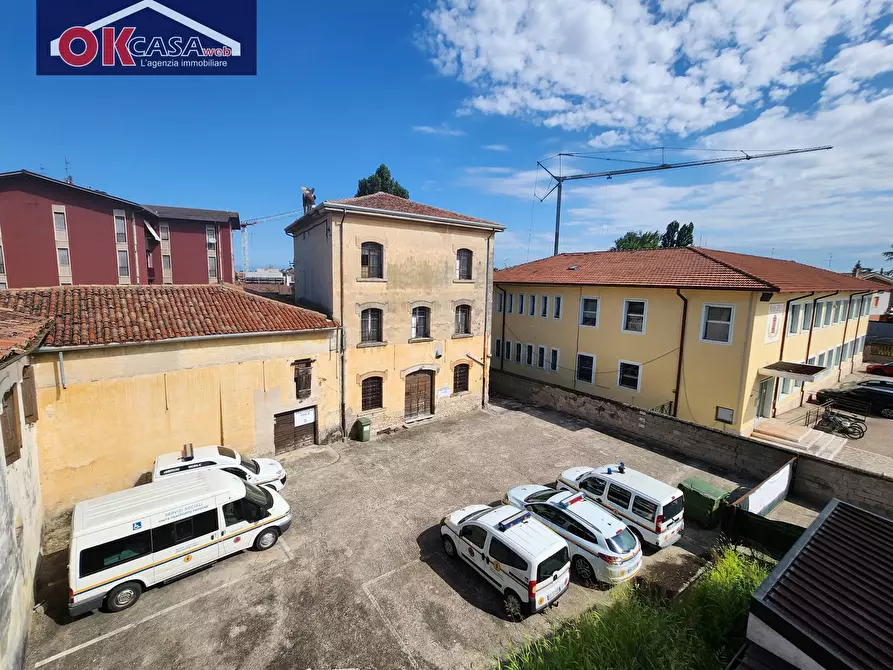 Immagine 13 di Appartamento in vendita  in via Montemezzi a Vigasio