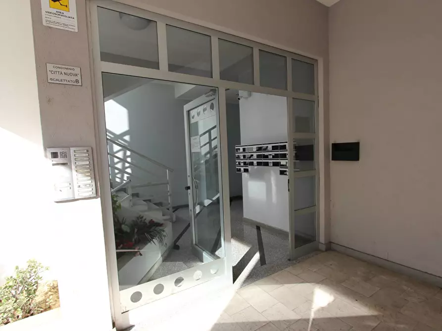 Immagine 3 di Appartamento in affitto  in VIA PIERSANTI MATTARELLA SV a Cosenza