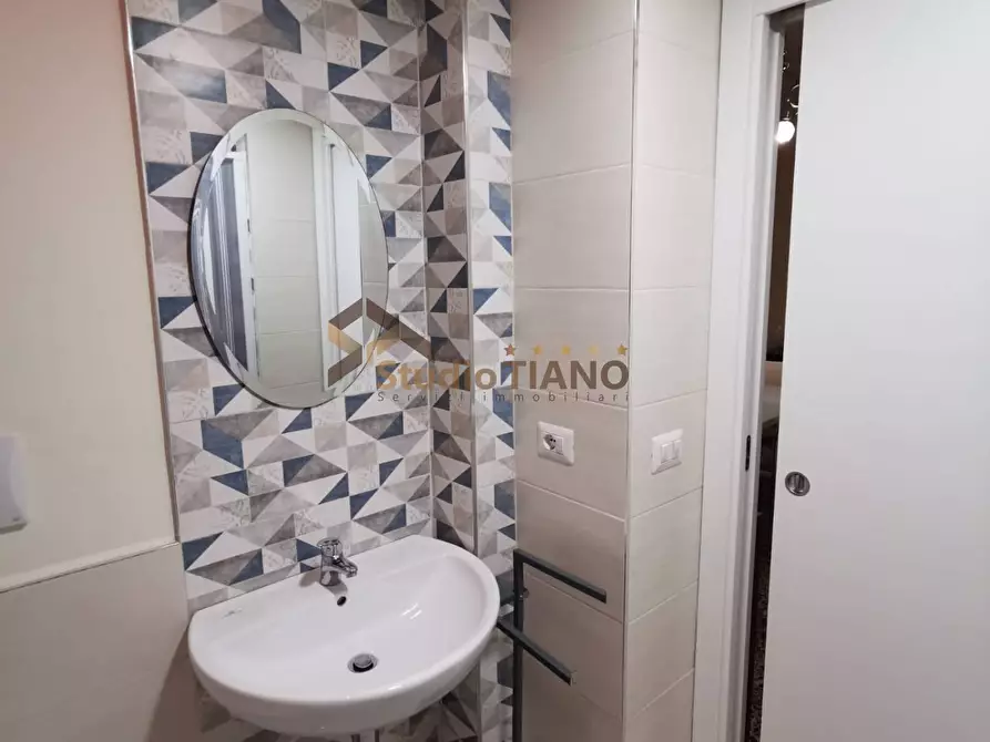 Immagine 9 di Appartamento in affitto  in VIA VITTORIO VENETO a Cosenza