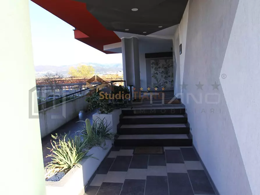 Immagine 8 di Appartamento in vendita  in CORSO FIRENZE 45 a Rende