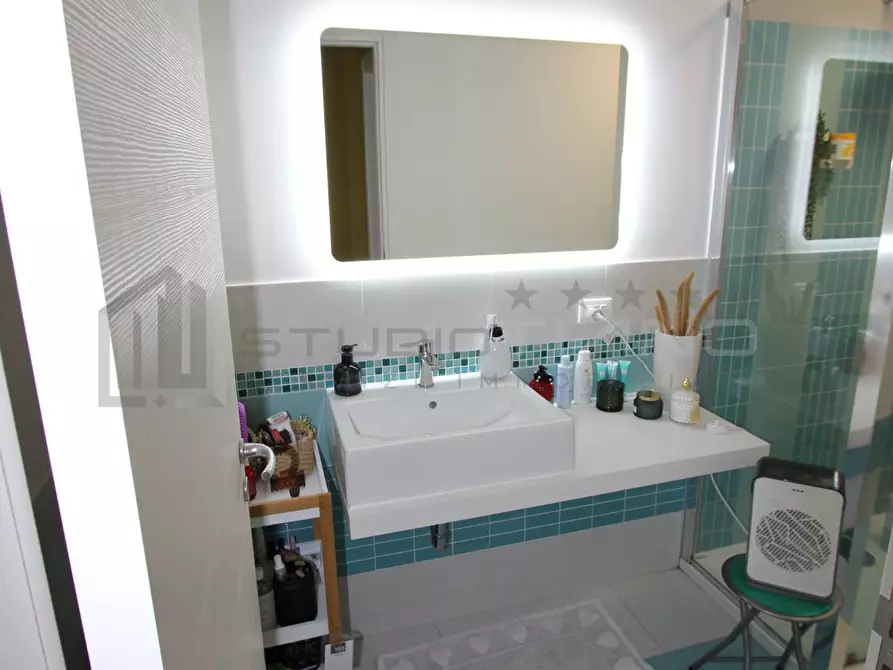 Immagine 29 di Appartamento in vendita  in CORSO FIRENZE 45 a Rende