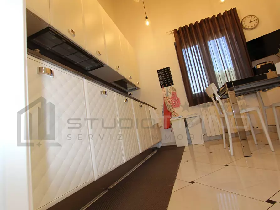 Immagine 18 di Casa indipendente in vendita  in VIA BADESSA SNC a Cosenza