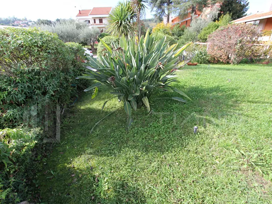 Immagine 11 di Villa in vendita  in VIA AMEDEO MODIGLIANI 12 a Rende