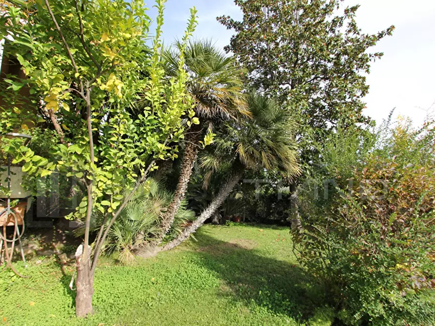 Immagine 14 di Villa in vendita  in VIA AMEDEO MODIGLIANI 12 a Rende