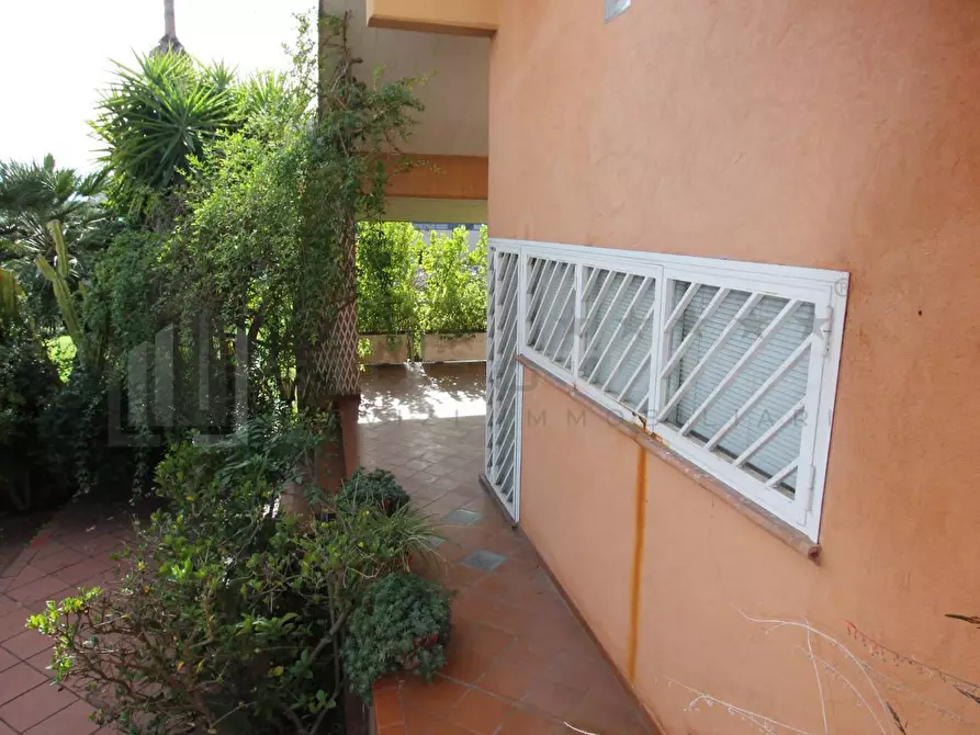 Immagine 28 di Villa in vendita  in VIA AMEDEO MODIGLIANI 12 a Rende