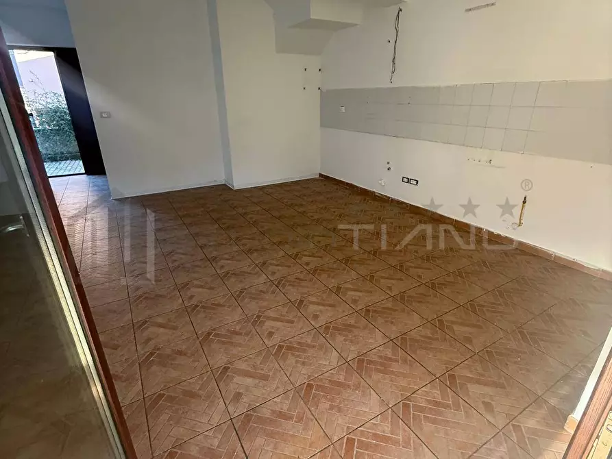 Immagine 4 di Villetta a schiera in vendita  in VIA CANDELISI a Bianchi