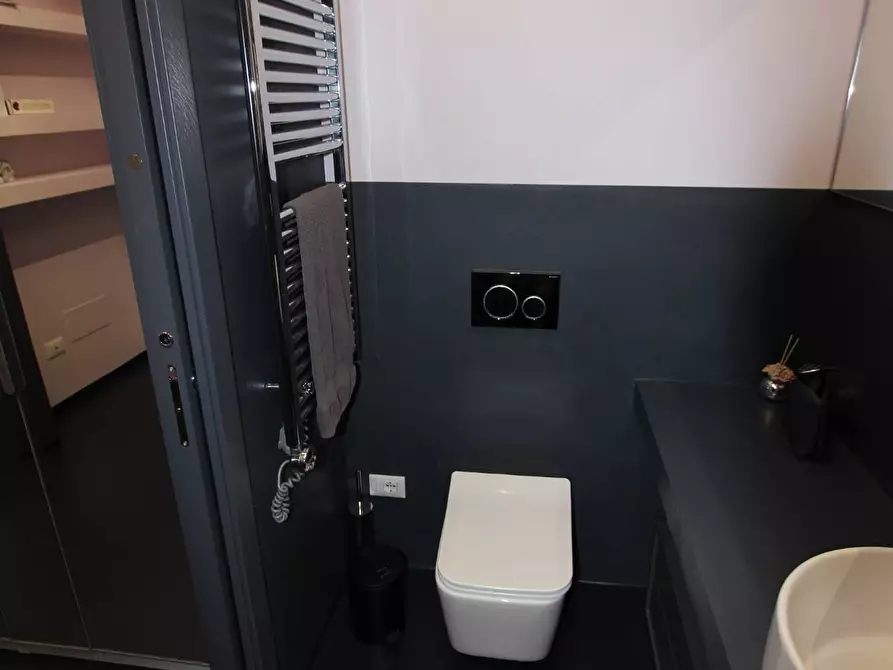 Immagine 30 di Attico in vendita  in VIA MOLINELLA 8 a Cosenza