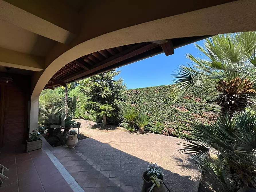 Immagine 9 di Casa semindipendente in vendita  in VIA  SANDRO BOTTICELLI LOC .TA' SANT'AGOSTINO 4 a Rende