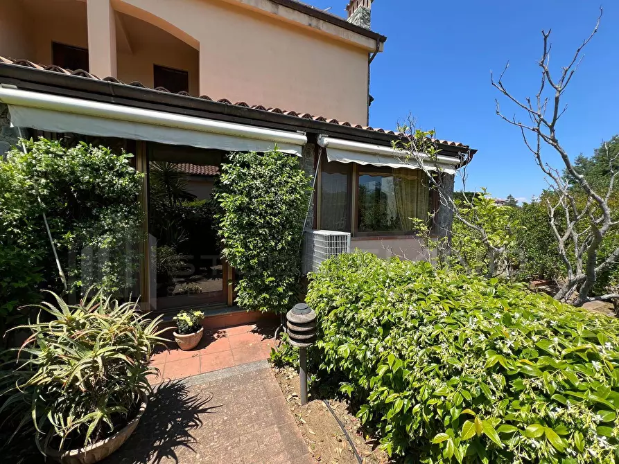 Immagine 5 di Casa semindipendente in vendita  in VIA  SANDRO BOTTICELLI LOC .TA' SANT'AGOSTINO 4 a Rende