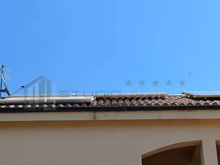 Immagine 18 di Casa semindipendente in vendita  in VIA  SANDRO BOTTICELLI LOC .TA' SANT'AGOSTINO 4 a Rende