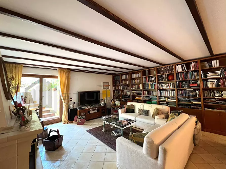 Immagine 30 di Casa semindipendente in vendita  in VIA  SANDRO BOTTICELLI LOC .TA' SANT'AGOSTINO 4 a Rende