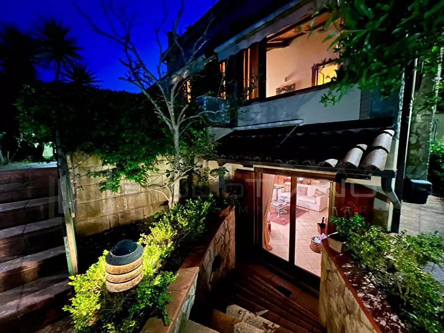 Immagine 78 di Casa semindipendente in vendita  in VIA  SANDRO BOTTICELLI LOC .TA' SANT'AGOSTINO 4 a Rende