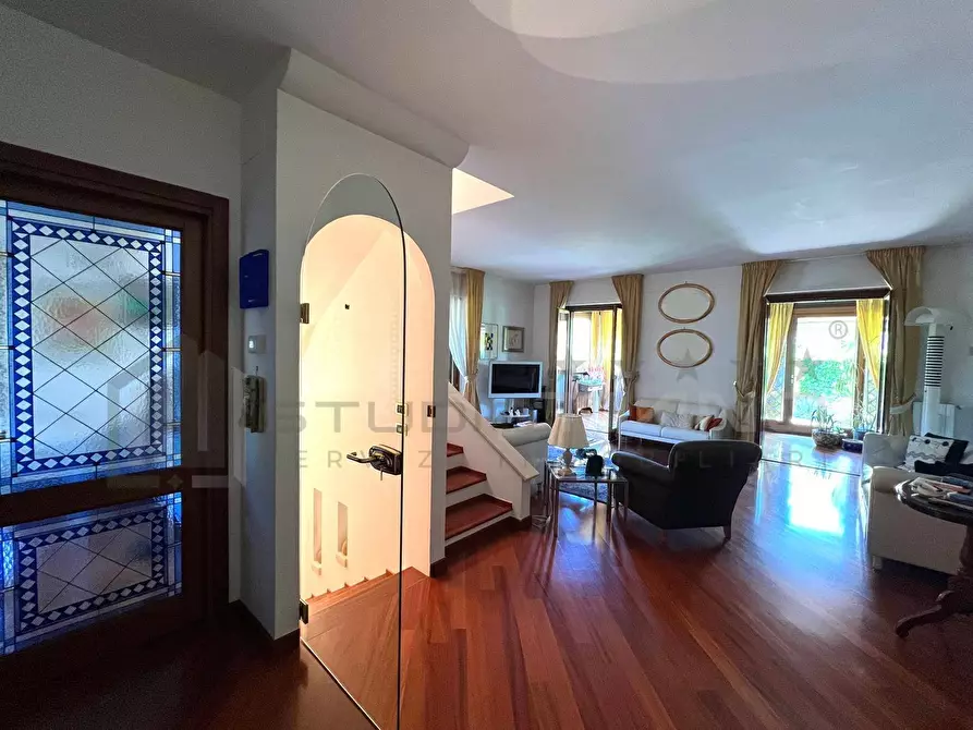 Immagine 31 di Casa semindipendente in vendita  in VIA  SANDRO BOTTICELLI LOC .TA' SANT'AGOSTINO 4 a Rende