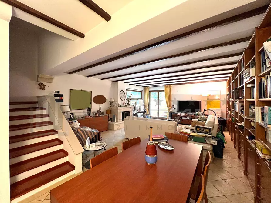 Immagine 43 di Casa semindipendente in vendita  in VIA  SANDRO BOTTICELLI LOC .TA' SANT'AGOSTINO 4 a Rende