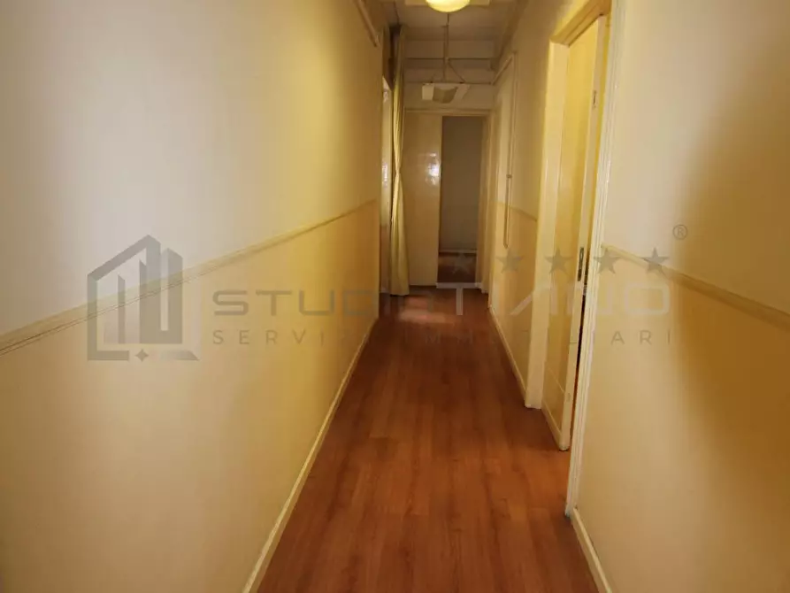 Immagine 8 di Ufficio in affitto  in VIA MONTE SAN MICHELE 1 a Cosenza