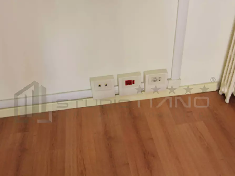 Immagine 17 di Ufficio in affitto  in VIA MONTE SAN MICHELE 1 a Cosenza