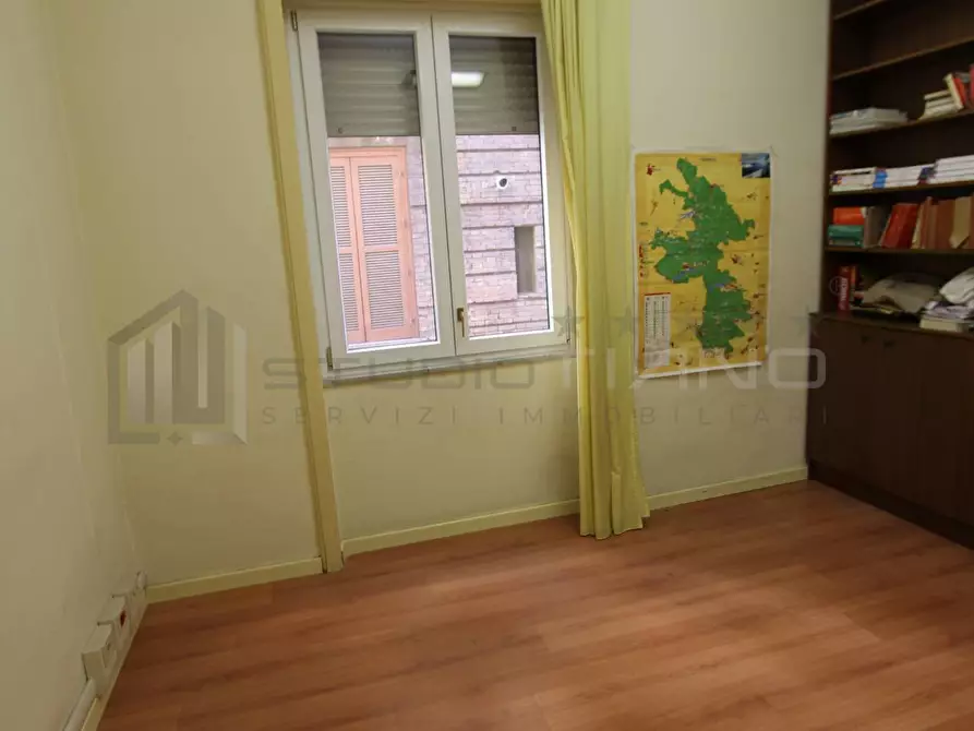 Immagine 23 di Ufficio in affitto  in VIA MONTE SAN MICHELE 1 a Cosenza