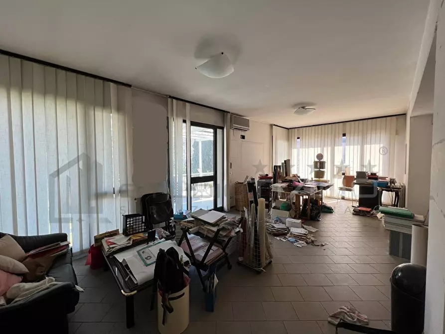 Immagine 6 di Ufficio in vendita  in PIAZZA DELLA LIBERTA 35 a Rende