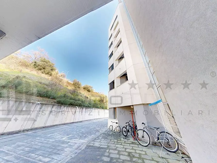 Immagine 1 di Appartamento in vendita  in Via Alcide De Gasperi 54 a Cosenza