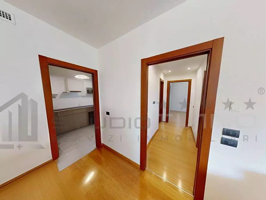 Immagine 11 di Appartamento in vendita  in Via Alcide De Gasperi 54 a Cosenza