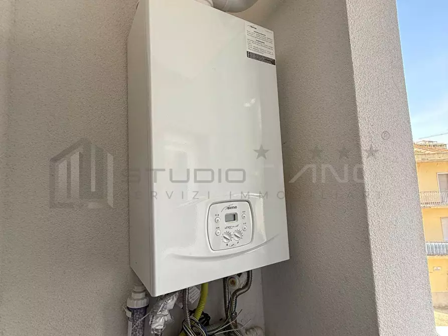 Immagine 6 di Appartamento in vendita  in VIA BARI SNC a Rende