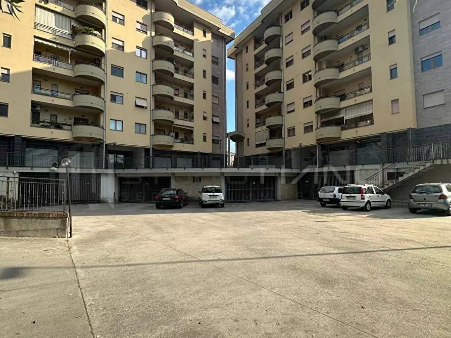 Immagine 2 di Ufficio in affitto  in VIALE GIACOMO MANCINI a Cosenza
