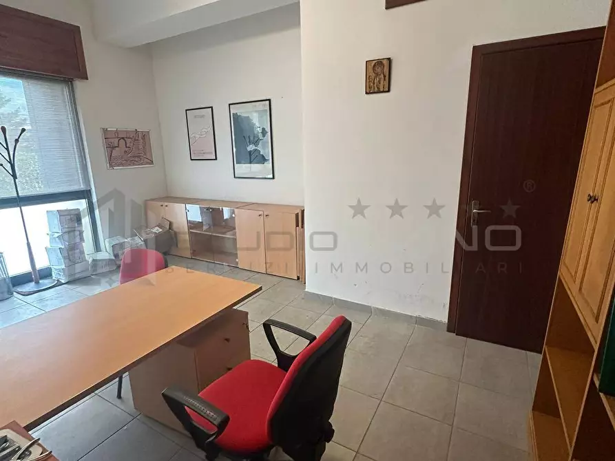 Immagine 13 di Ufficio in affitto  in VIALE GIACOMO MANCINI a Cosenza