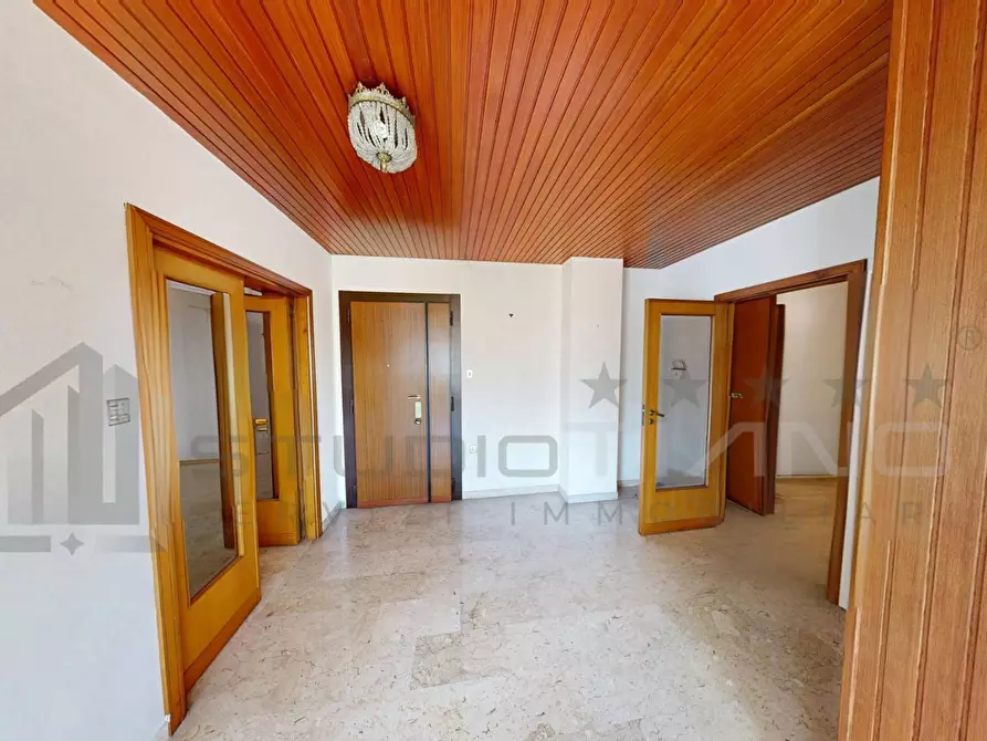 Immagine 18 di Appartamento in vendita  in VIA PASQUALE ROSSI 73 a Cosenza