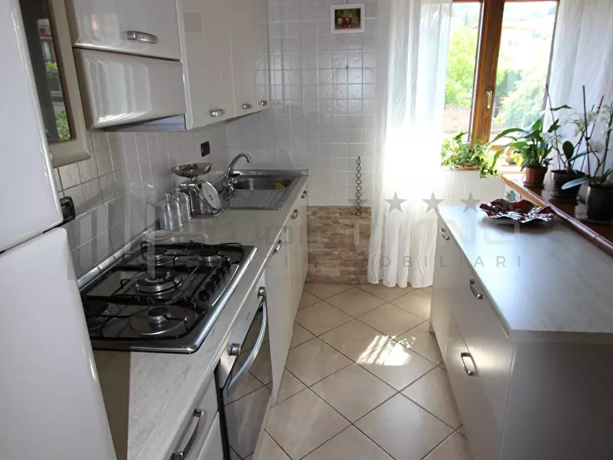 Immagine 15 di Appartamento in vendita  in VIA GASPERONI 6 a Altilia