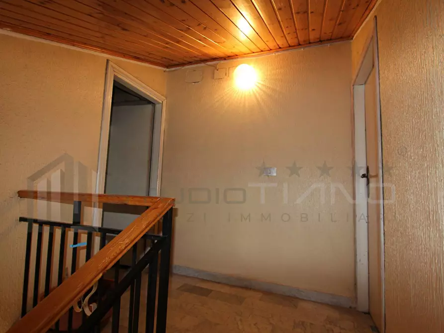 Immagine 38 di Appartamento in vendita  in VIA GASPERONI 6 a Altilia