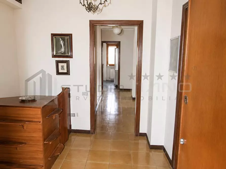 Immagine 8 di Appartamento in vendita  in VIA RUSOLI 2 a Altilia