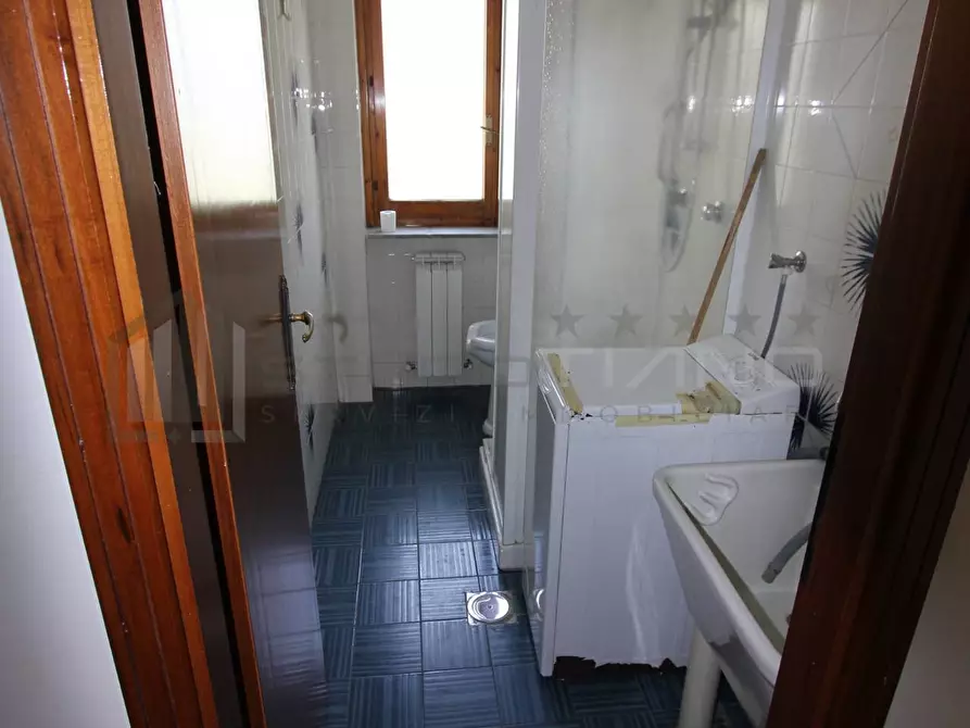 Immagine 24 di Appartamento in vendita  in VIA RUSOLI 2 a Altilia