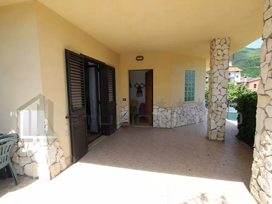 Immagine 4 di Casa semindipendente in vendita  in VIA PITAGORA PRIMA TRAVERSA 9 a San Fili