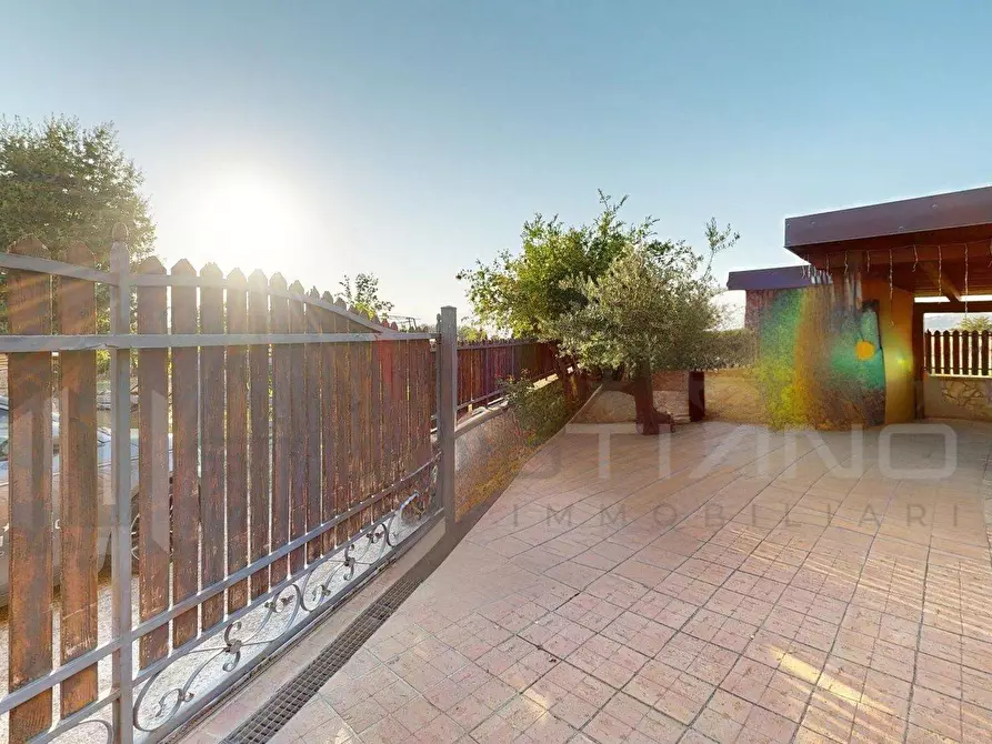 Immagine 7 di Villa in vendita  in C.DA VALLELEOTA 102 a Altilia