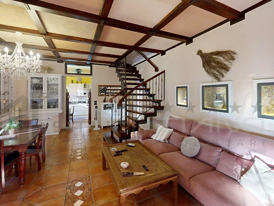 Immagine 15 di Villa in vendita  in C.DA VALLELEOTA 102 a Altilia