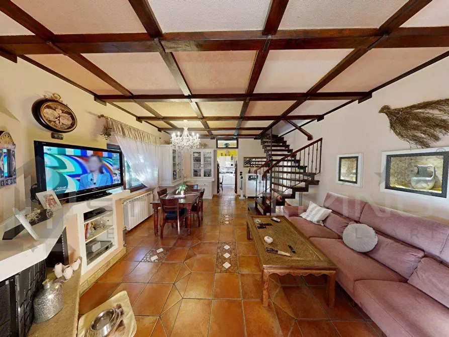 Immagine 18 di Villa in vendita  in C.DA VALLELEOTA 102 a Altilia