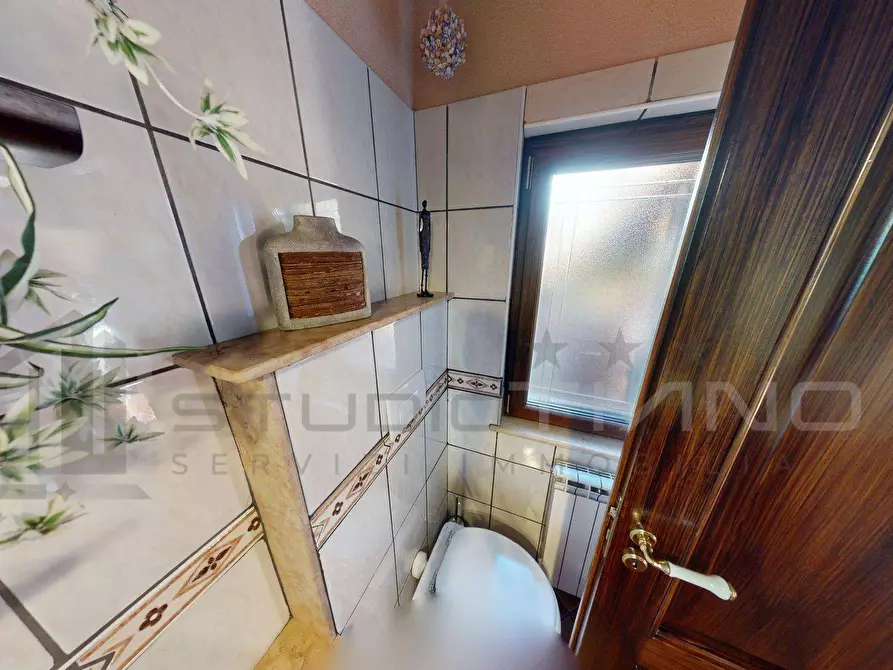 Immagine 21 di Villa in vendita  in C.DA VALLELEOTA 102 a Altilia
