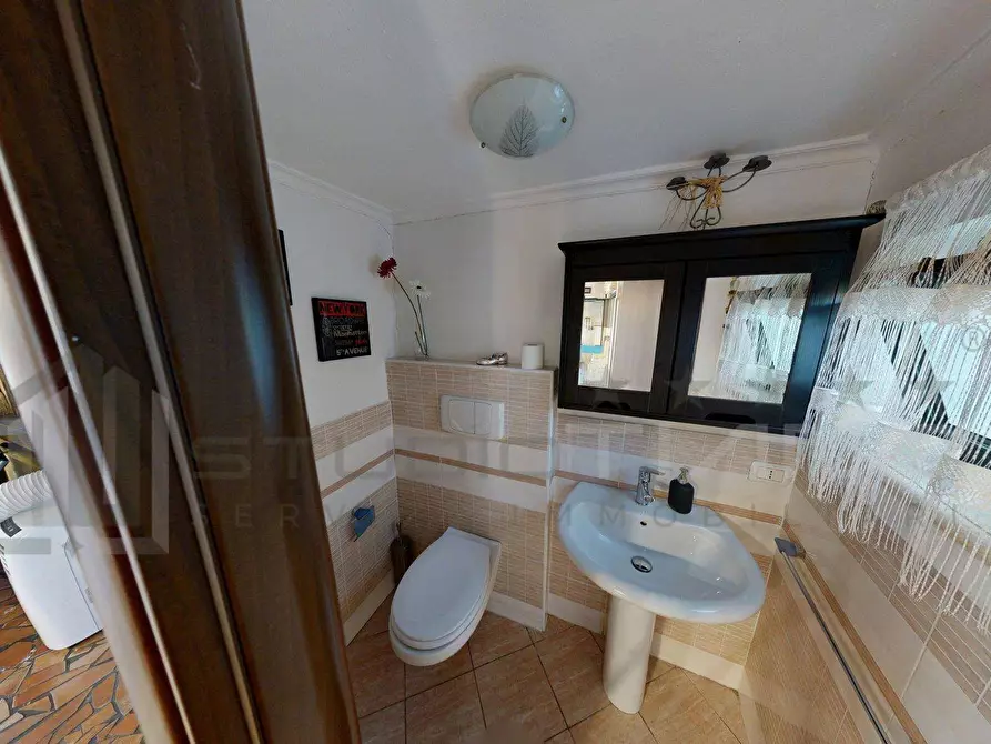 Immagine 35 di Villa in vendita  in C.DA VALLELEOTA 102 a Altilia