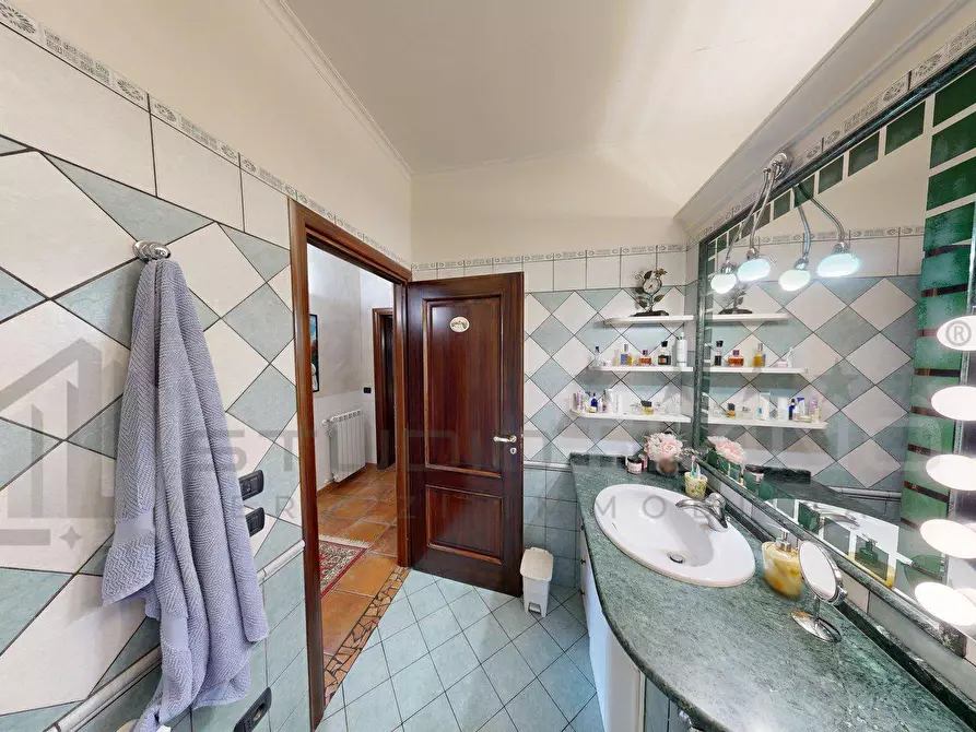 Immagine 51 di Villa in vendita  in C.DA VALLELEOTA 102 a Altilia
