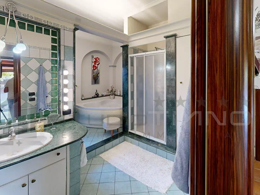 Immagine 52 di Villa in vendita  in C.DA VALLELEOTA 102 a Altilia