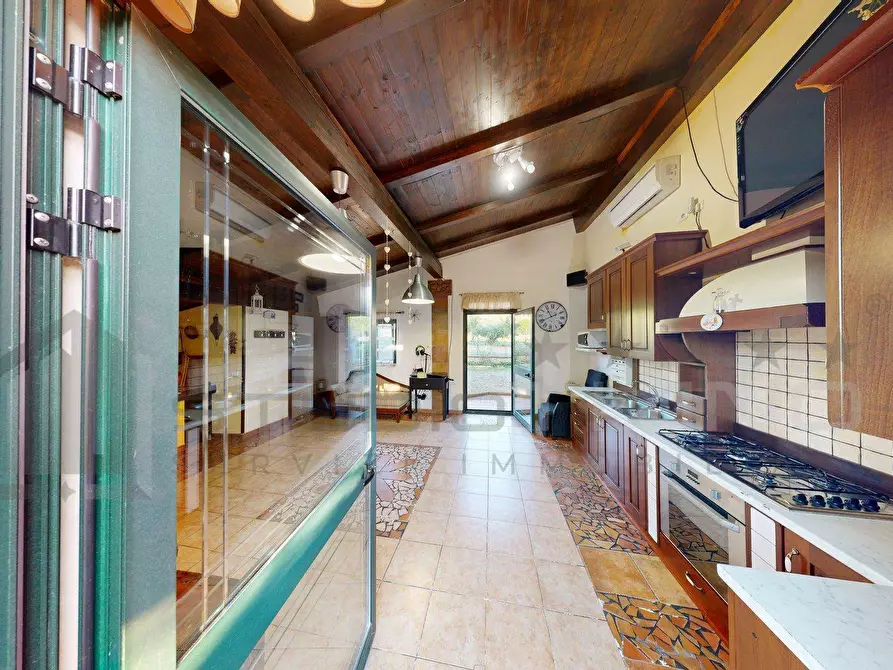 Immagine 62 di Villa in vendita  in C.DA VALLELEOTA 102 a Altilia