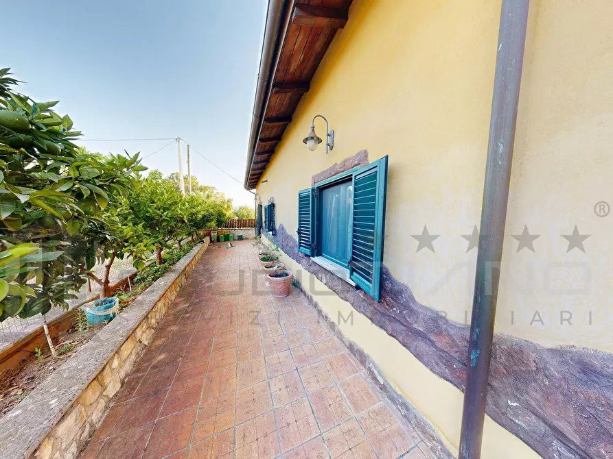 Immagine 70 di Villa in vendita  in C.DA VALLELEOTA 102 a Altilia