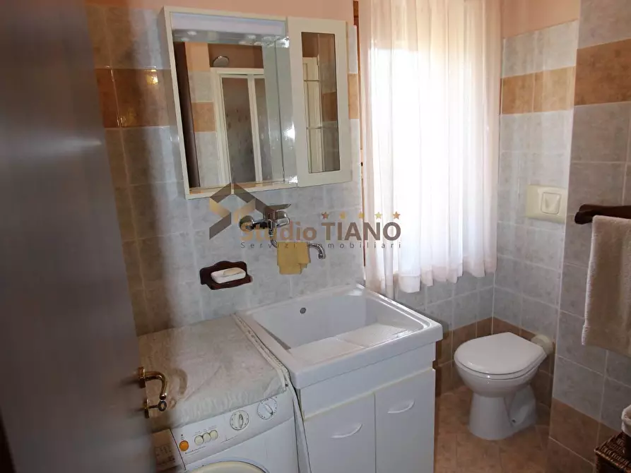 Immagine 42 di Appartamento in affitto  in VIA FALCONE E BORSELLINO 21 a Altilia