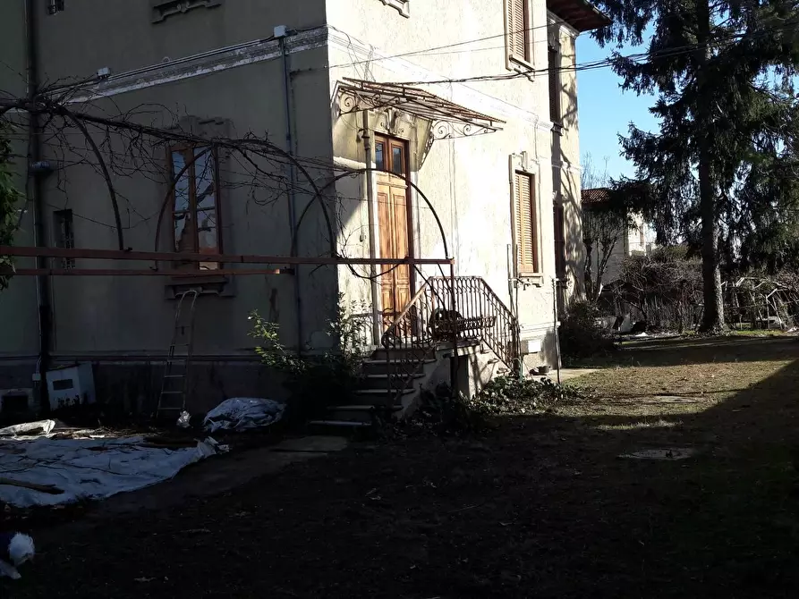 Immagine 24 di Villa in vendita  a Besano